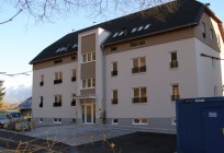 Gradnja nadomestnega stanovanjskega bloka Brdo 19 v Bovcu - Čas gradnje: 2007-2008