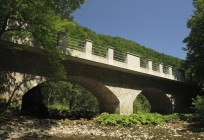 Obnova mostu pri Divjem jezeru v Idriji - Čas obnove: 1999